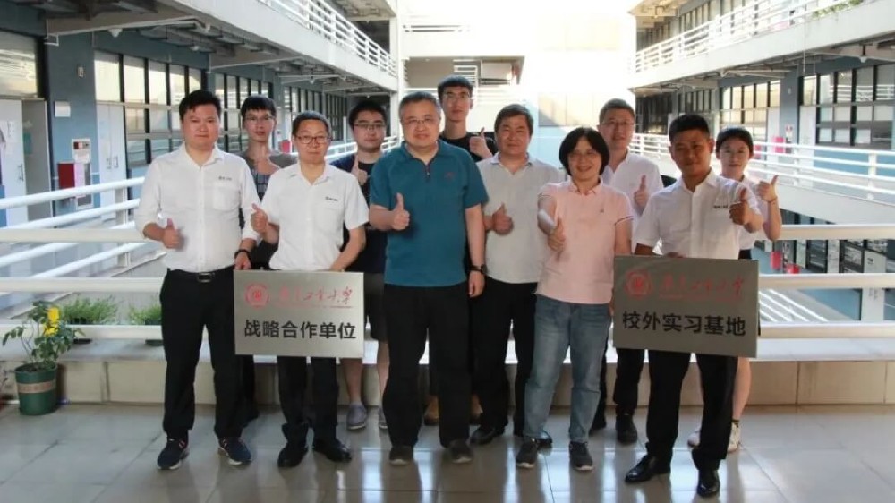 产?学?研深度融合，，，赋能中国智能制造！—精工智能携手广东工业大学开启战略相助！